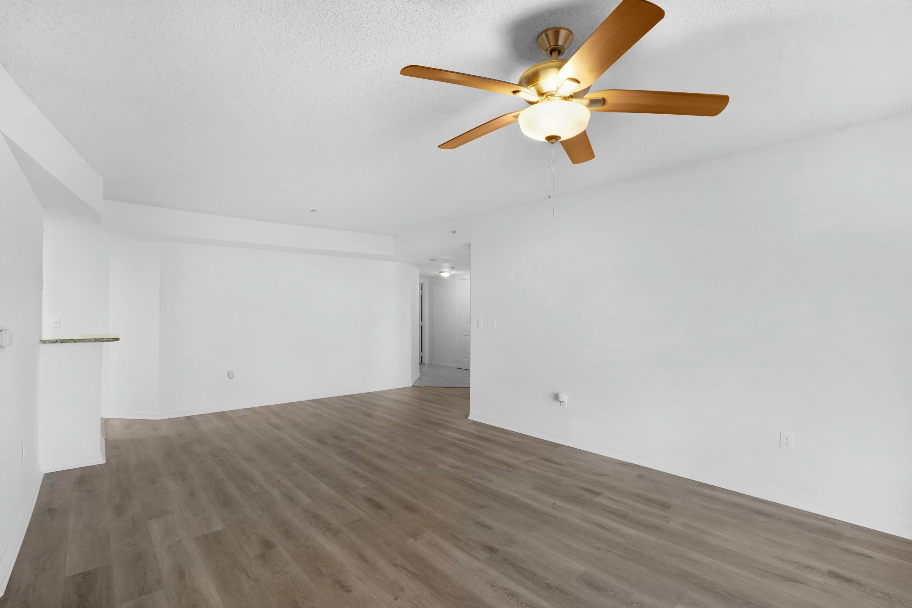900 Crestwood Unit 902, Royal Palm Beach, Florida 33411