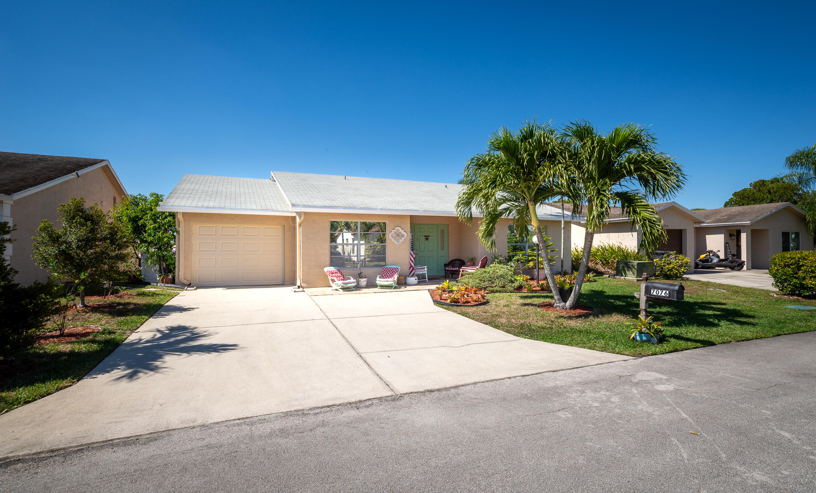7076 Pine Manor, Lake Worth, Florida 33467 7076 Pine Manor, Lake Worth, Florida 33467