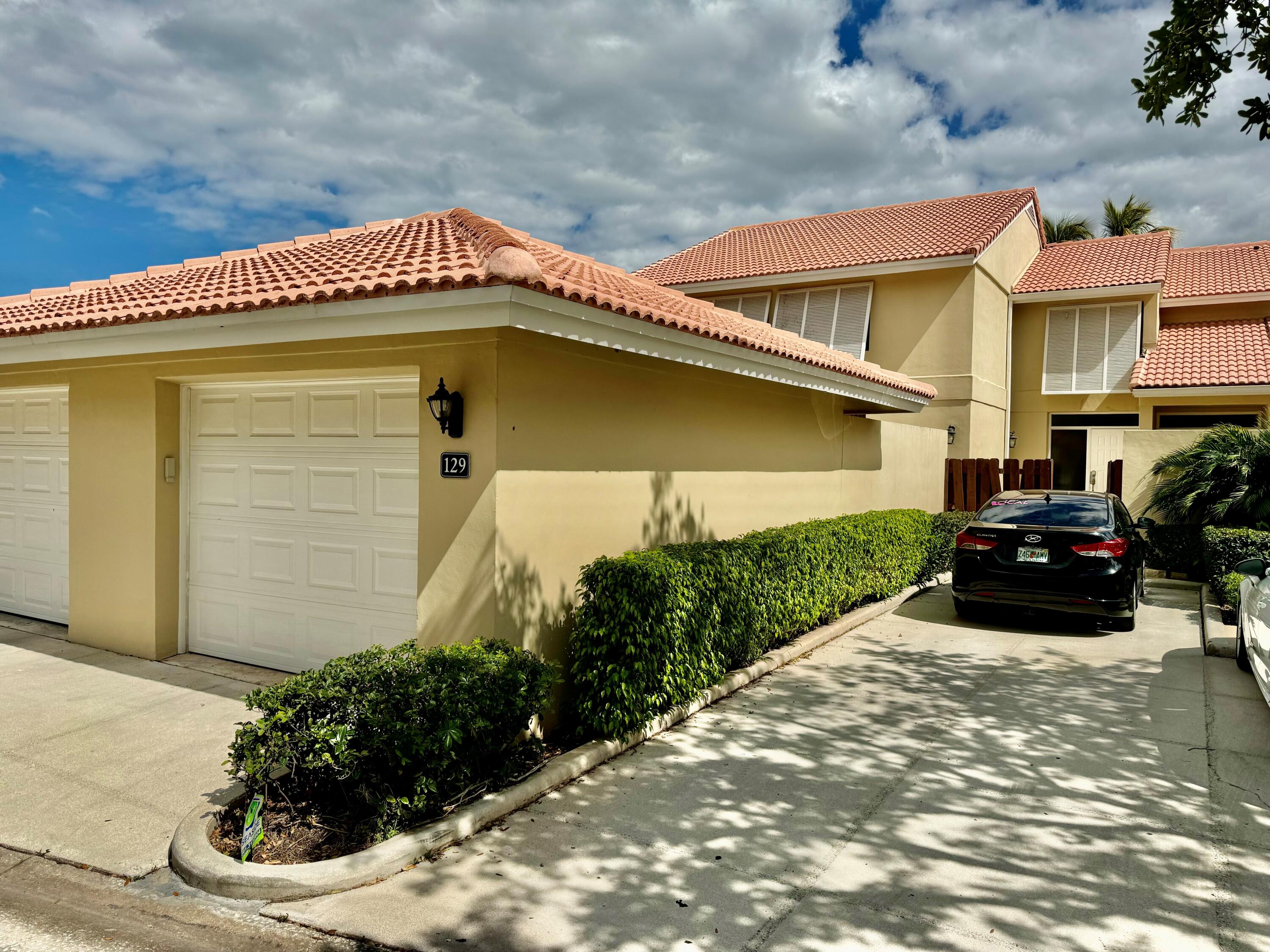 129 Old Meadow Unit , Palm Beach Gardens, Florida 33418 129 Old Meadow Unit , Palm Beach Gardens, Florida 33418
