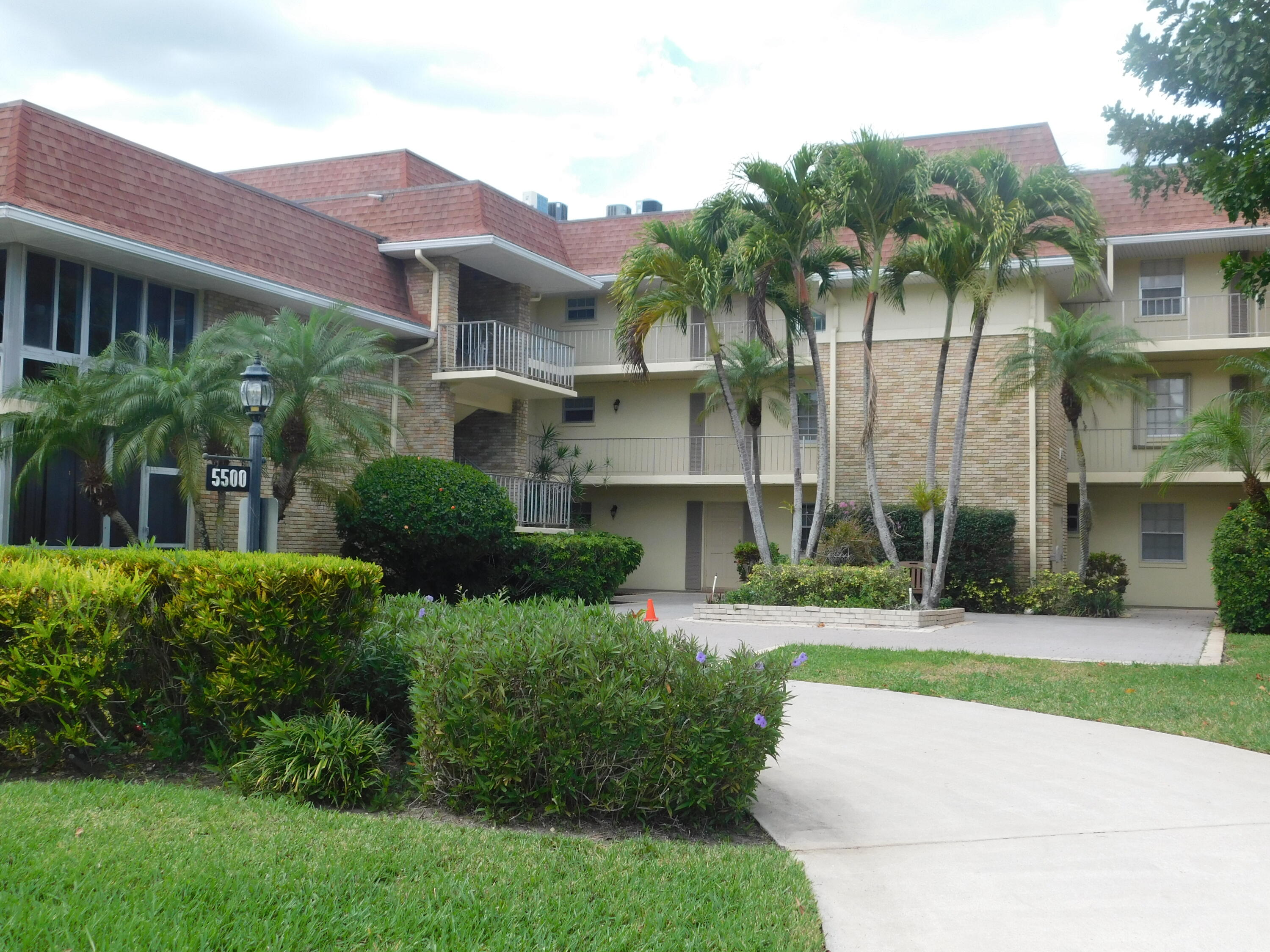 5500 Tamberlane Unit 305, Palm Beach Gardens, Florida 33418 5500 Tamberlane Unit 305, Palm Beach Gardens, Florida 33418