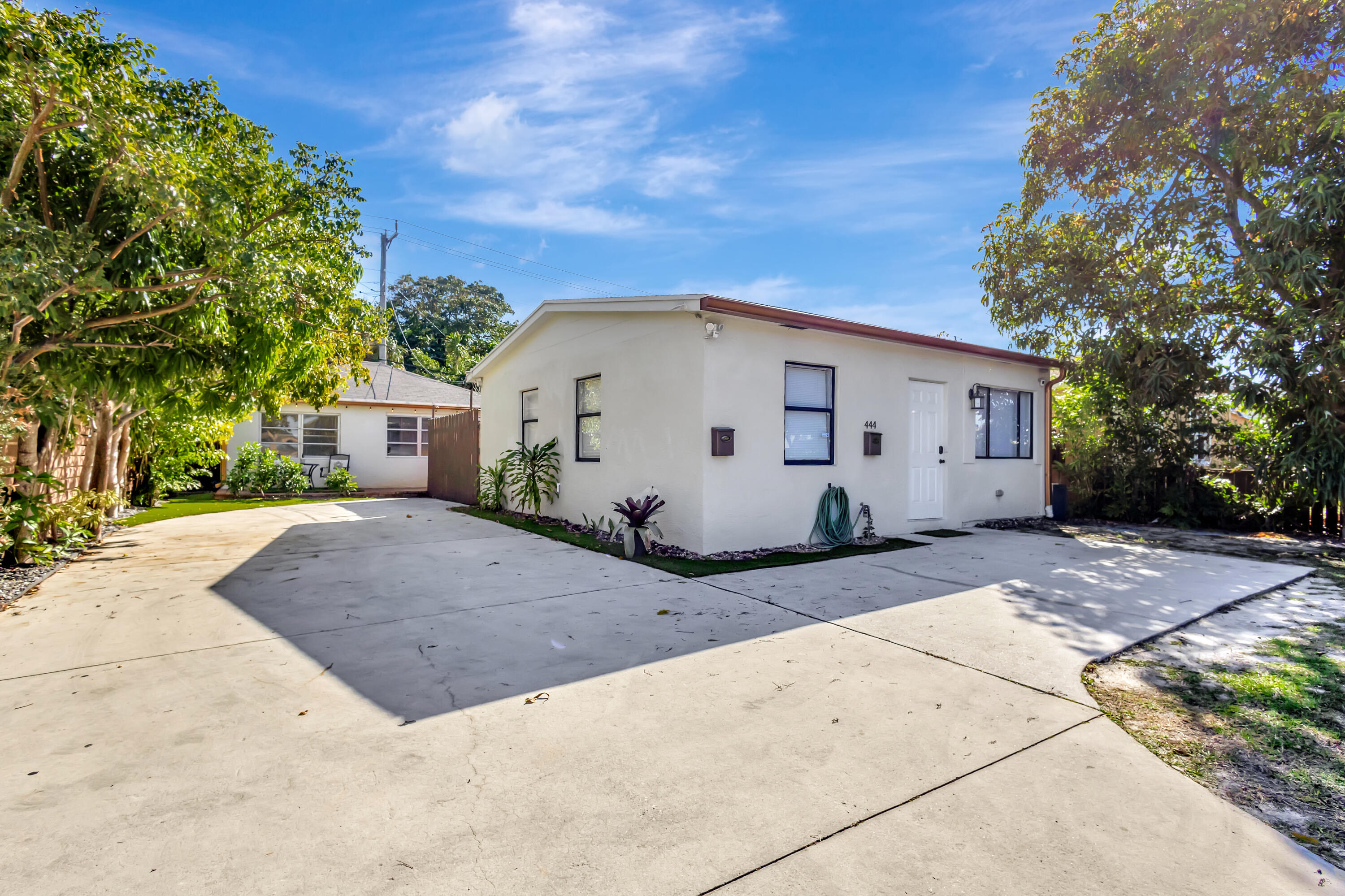 444 Malverne, West Palm Beach, Florida 33405