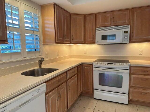 145 Atlantis Unit 104, Atlantis, Florida 33462 145 Atlantis Unit 104, Atlantis, Florida 33462