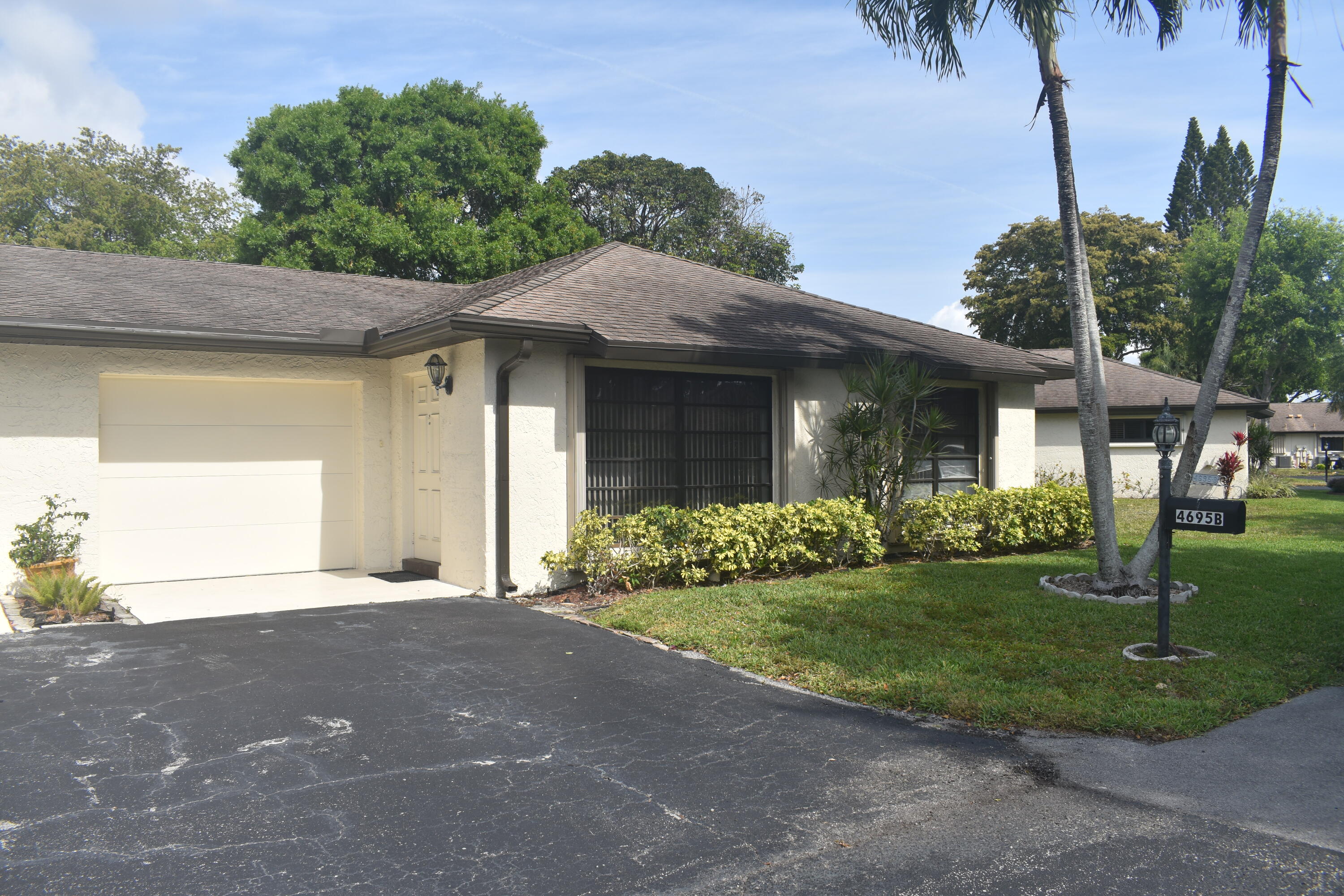 4695 Robinwood, Boynton Beach, Florida 33436