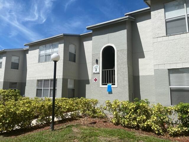 1401 Village Unit 221, West Palm Beach, Florida 33409
