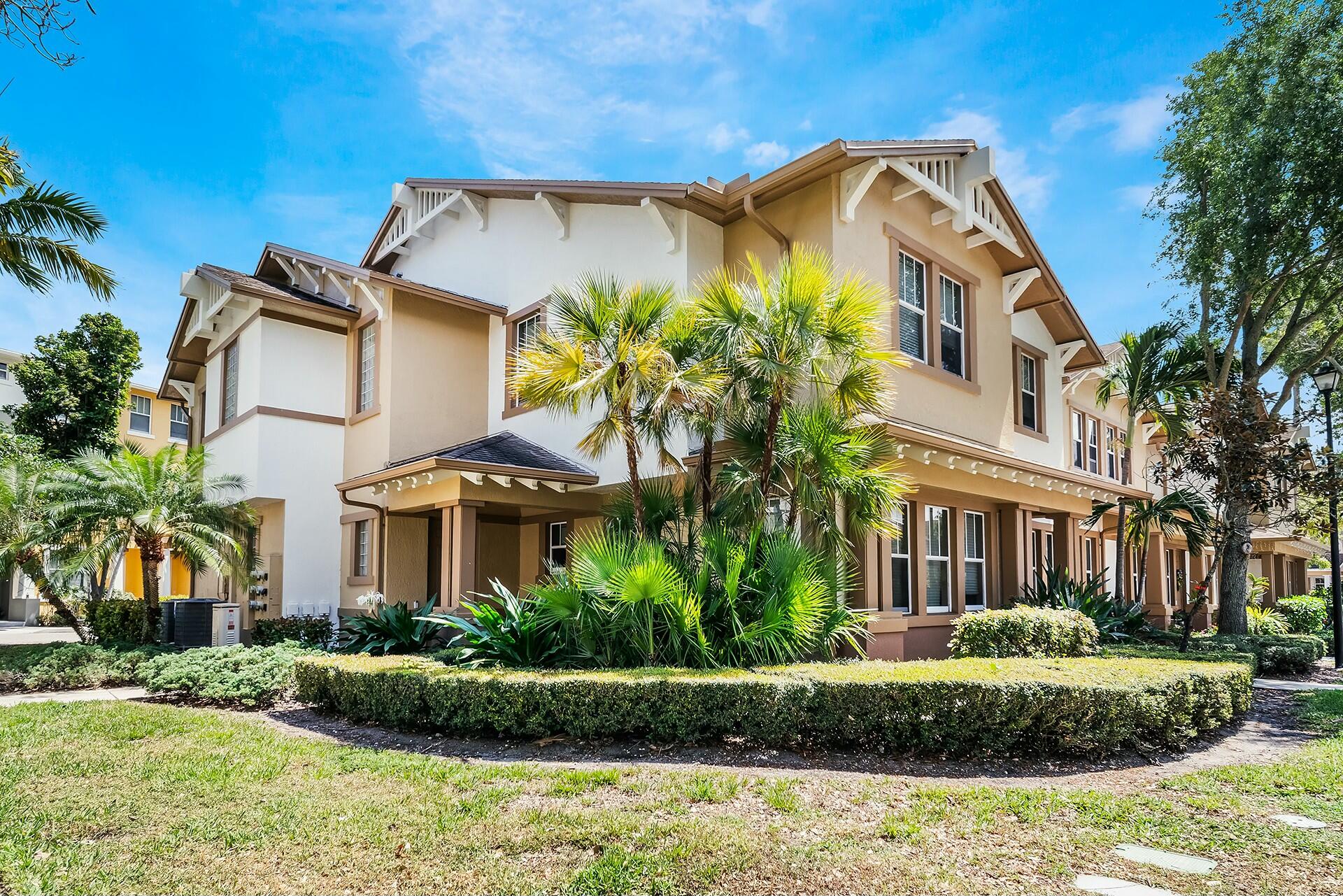 661 Corte Madera Unit 1, West Palm Beach, Florida 33401