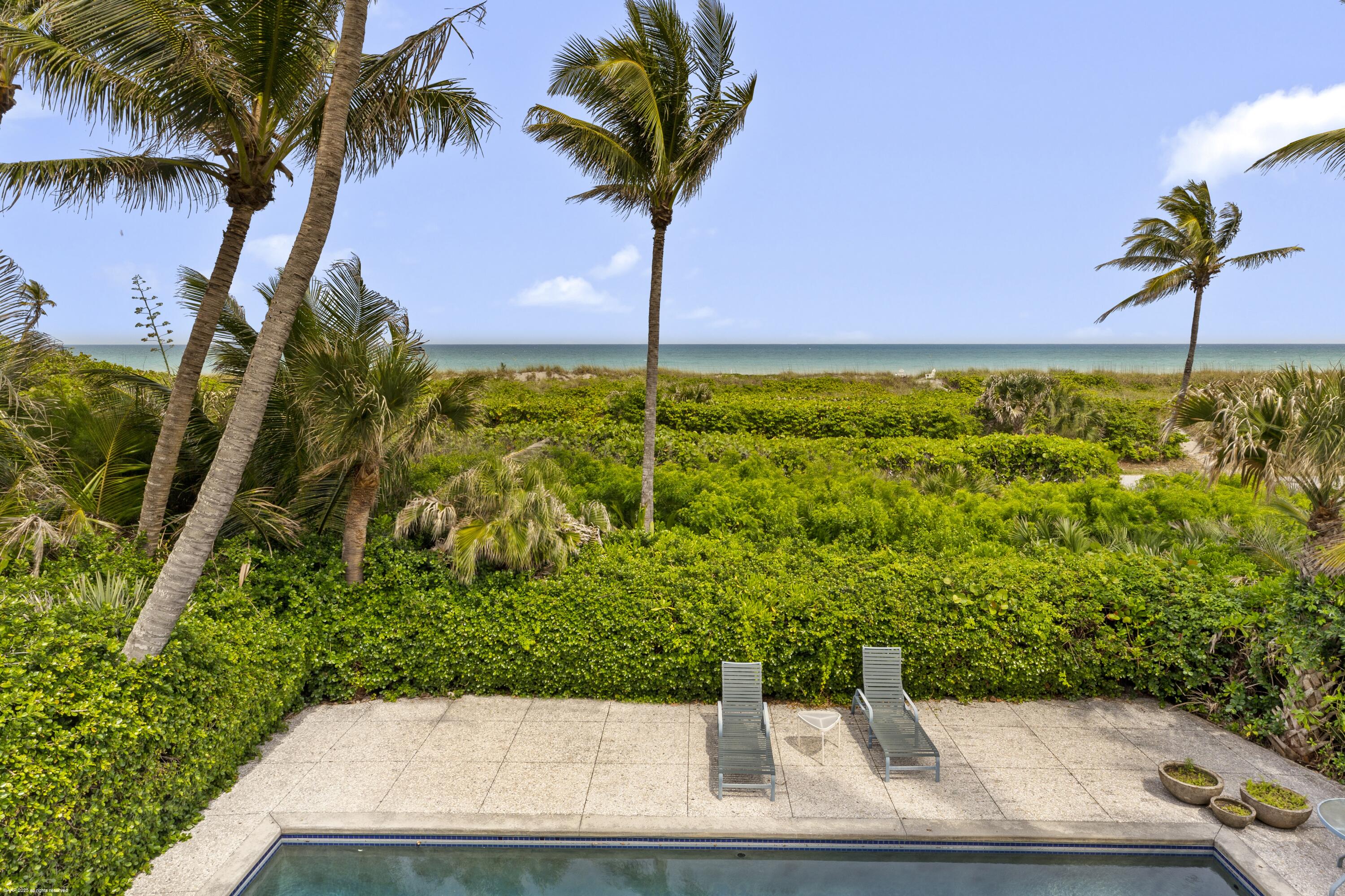 128 Beach, Jupiter Island, Florida 33455