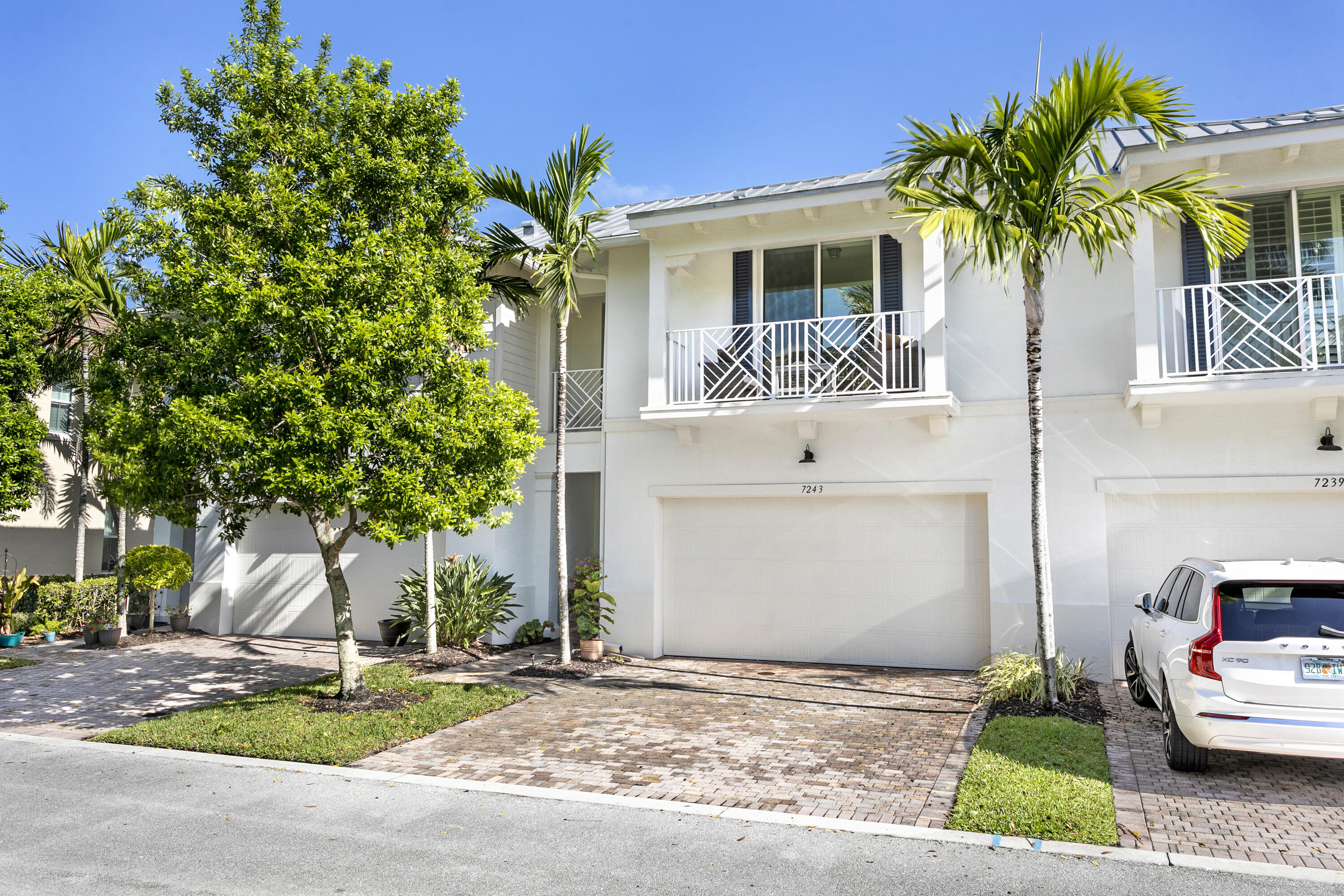 7243 Oxford Unit , Palm Beach Gardens, Florida 33418 7243 Oxford Unit , Palm Beach Gardens, Florida 33418