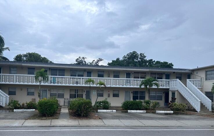 201 J Unit 5, Lake Worth, Florida 33460