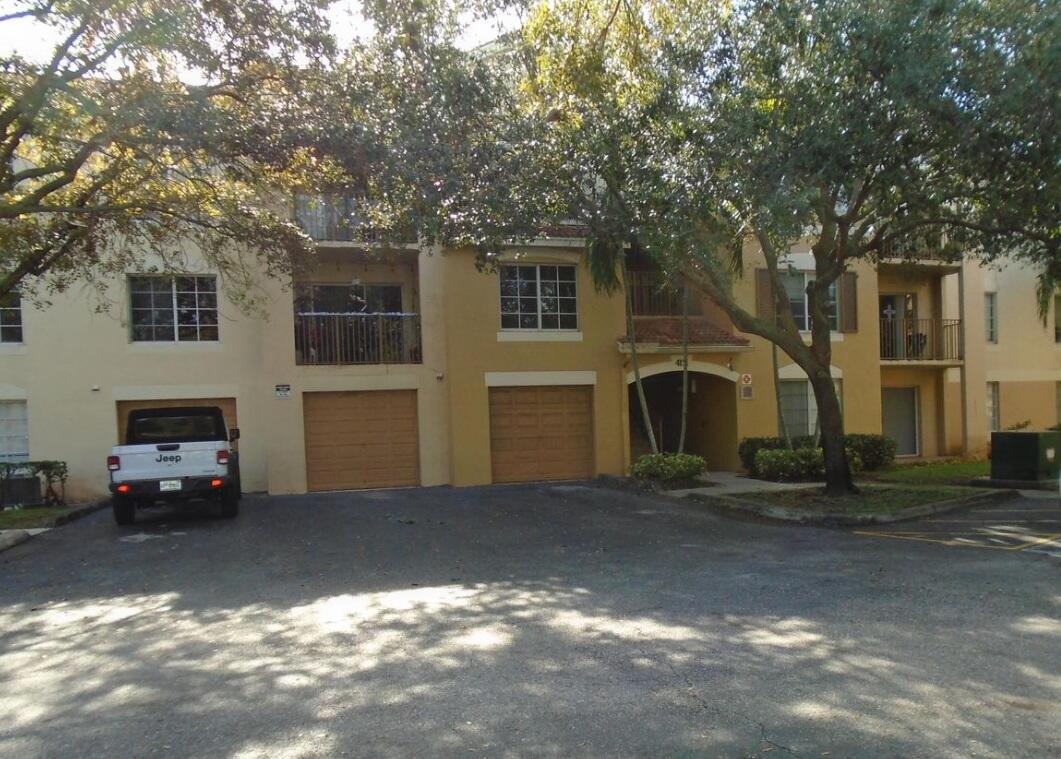 4151 San Marino Unit 107, West Palm Beach, Florida 33409