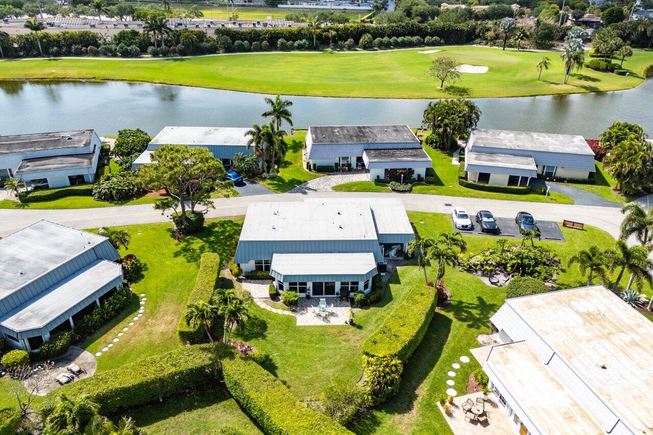 401 French Royale, Atlantis, Florida 33462