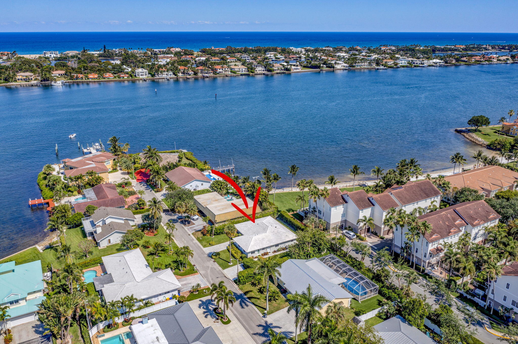 124 Park, Hypoluxo, Florida 33462