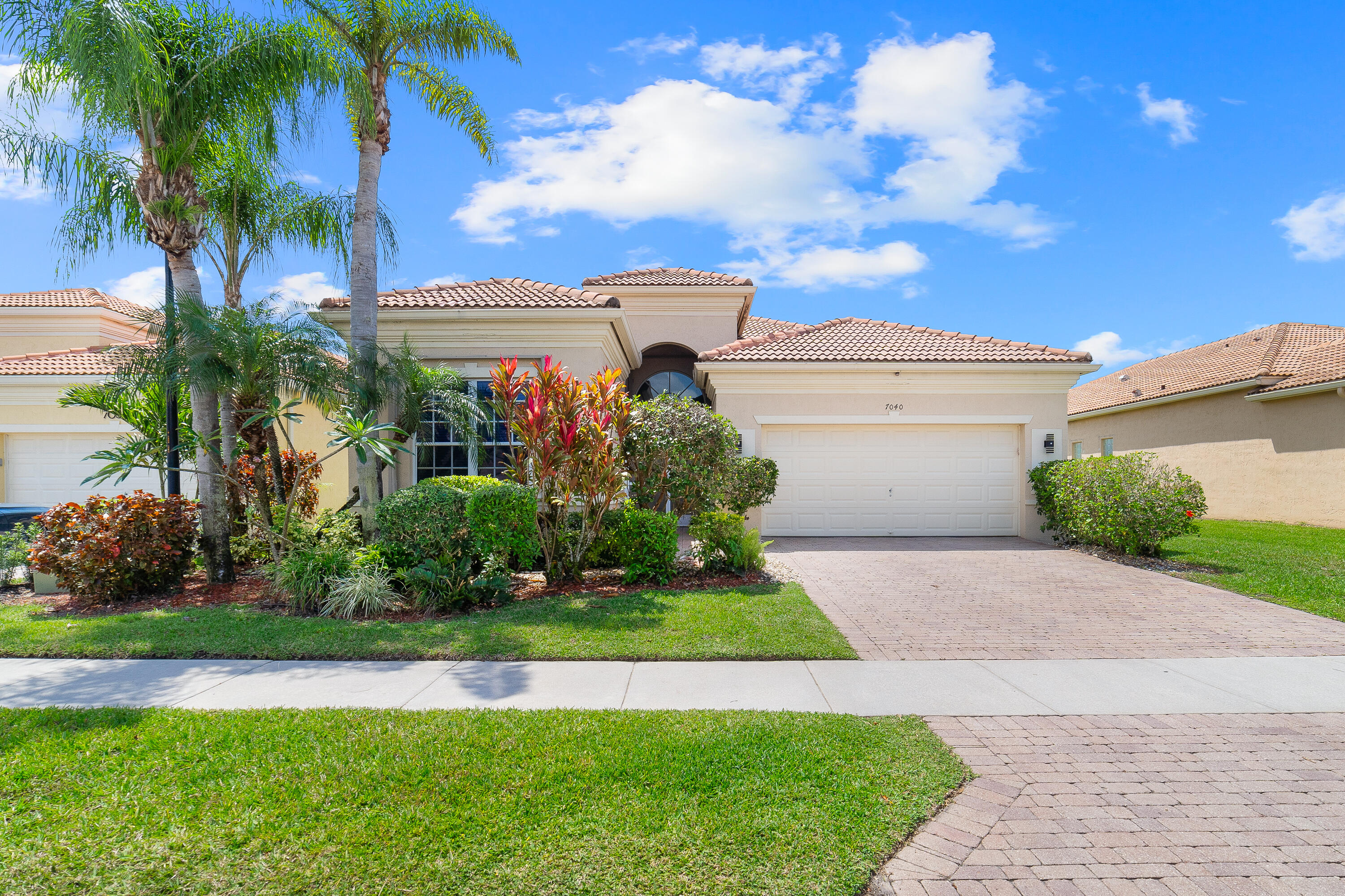 7040 Vivaldi, Delray Beach, Florida 33446