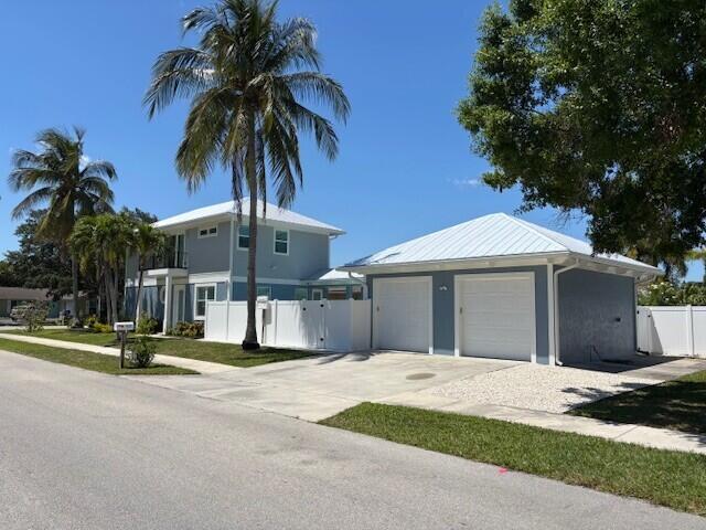 425 Hugh, Jupiter, Florida 33458