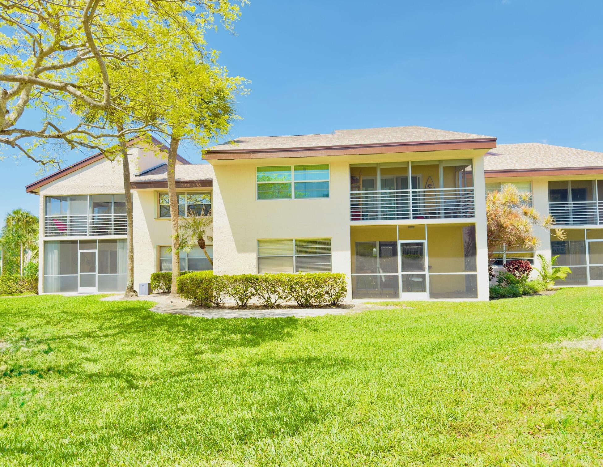 8765 Azalea Unit 204, Tamarac, Florida 33321