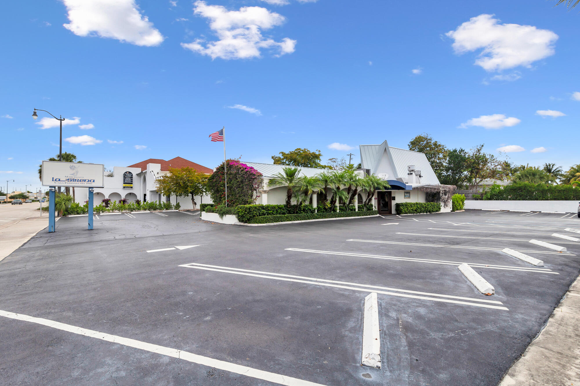 6316 Dixie, West Palm Beach, Florida 33405